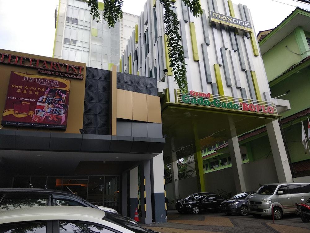 Maxonehotels.Com At Kramat Jakarta Bagian luar foto